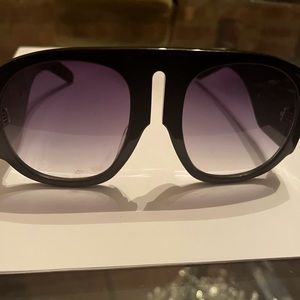 Gucci unisex sunglasses